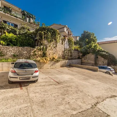 By The Sea Brist, Makarska - 11078 Apartment *
