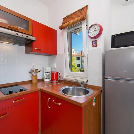 By The Sea Brist, Makarska - 11078 Apartment Brist