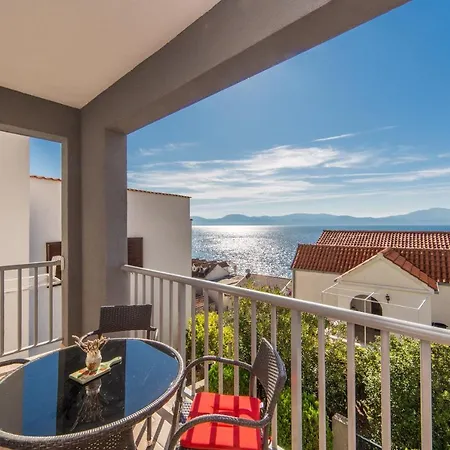 Apartment By The Sea Brist, Makarska - 11078